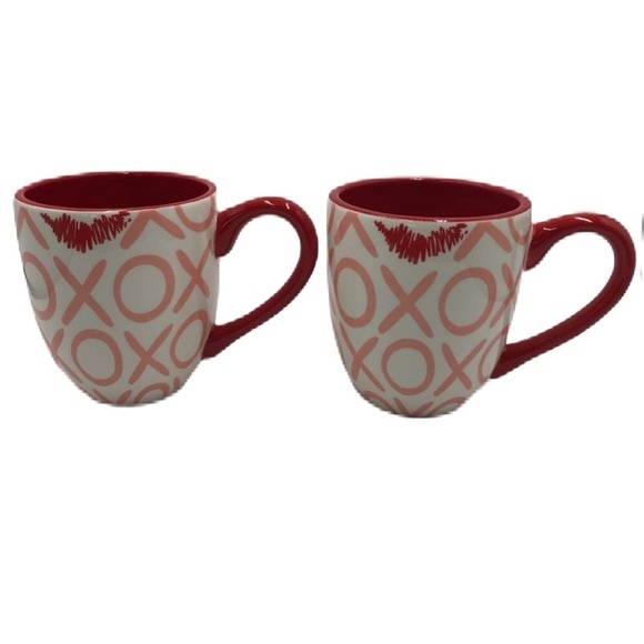 Coton Colors Oversized Ceramic Set of 2 Mugs by Laura Johnson Lipstick XOXO - Picture 1 of 12